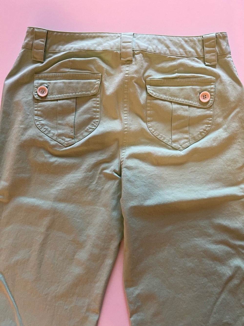 Bundle of 2 Pair of Women’s Size 8 Capris & Jeans (NWOT/EUC) - Picture 4 of 12